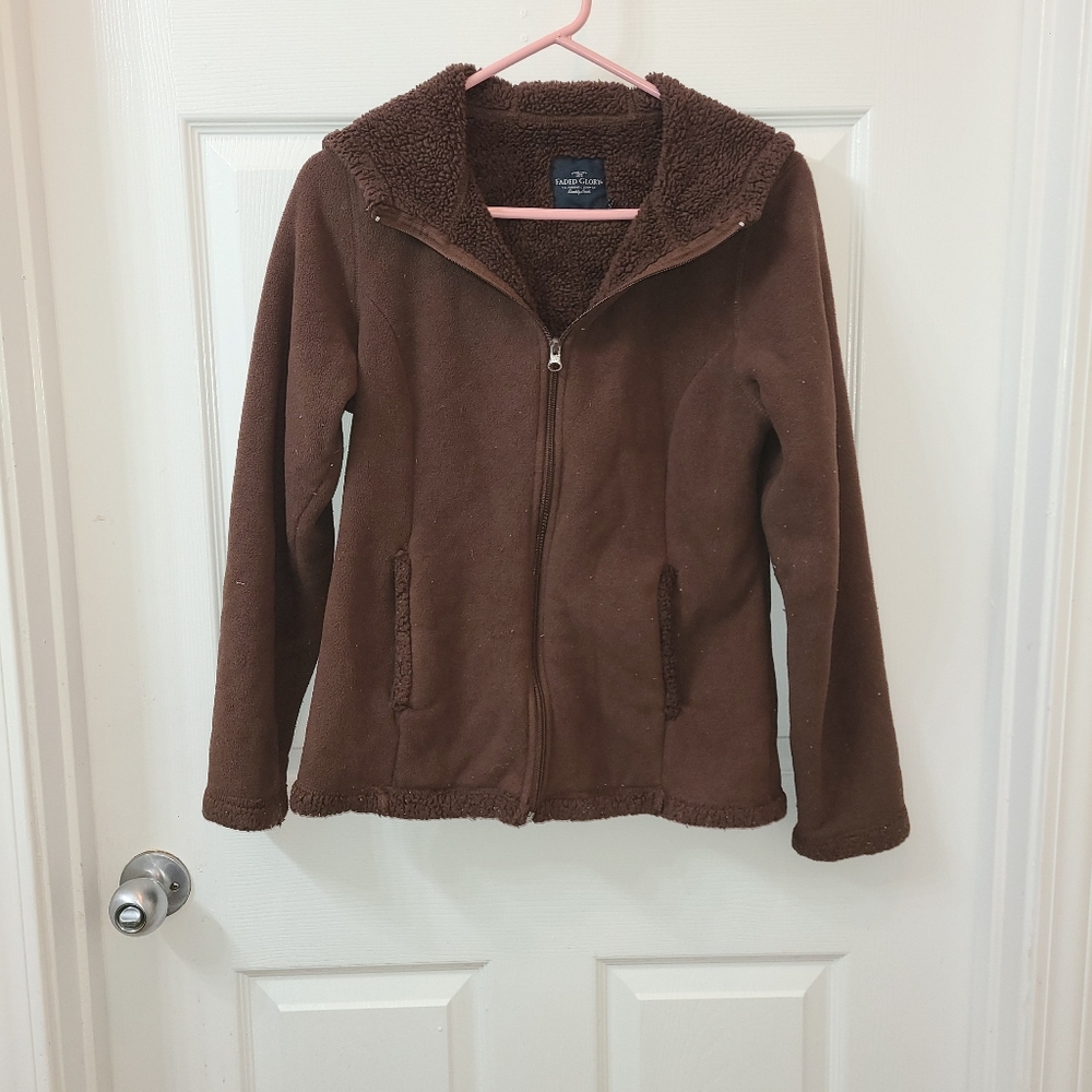 faded glory sherpa jacket with seem detail very flattering and comforftable